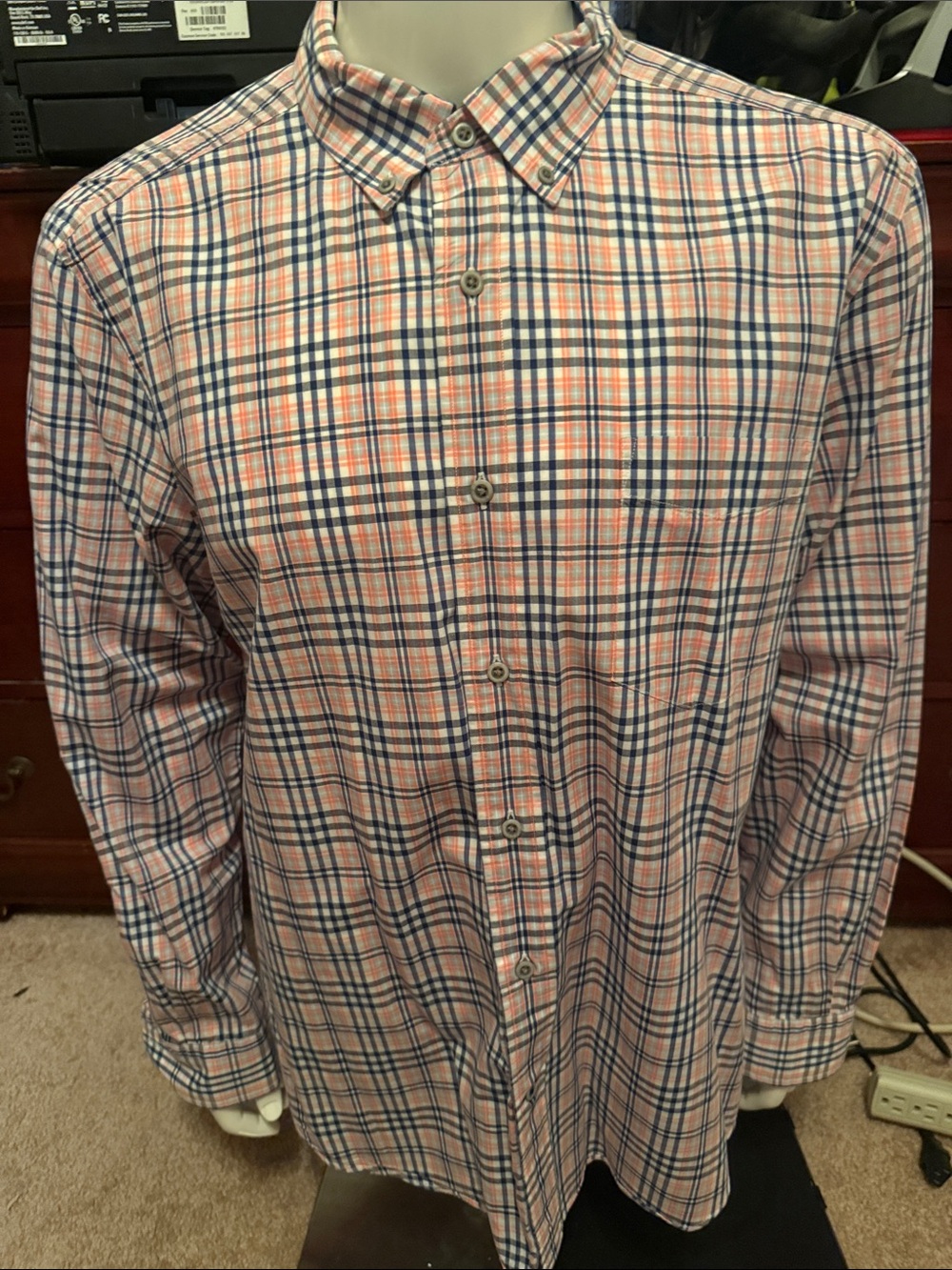 Nautica Men’s Pink and Navy Plaid Button-Down Shirt. Size Large